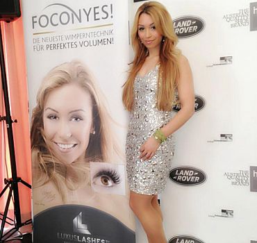 LUXUSLASHES® Fashion Award mit Ronja Hilbig