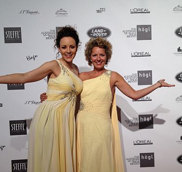 LUXUSLASHES® Fashion Award, Jasmin Wagner und Regina Foltynek